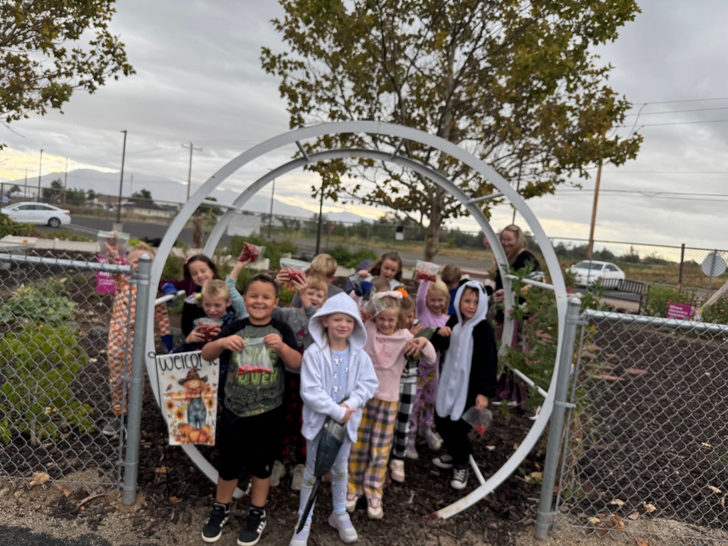 Mrs. Hardy's class photo