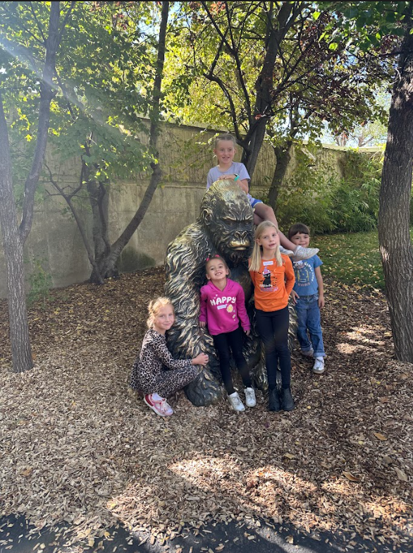 1st graders at the zoo