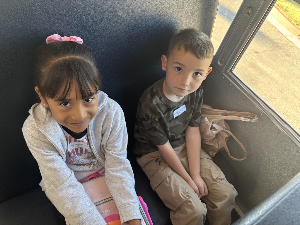 1st graders at the zoo
