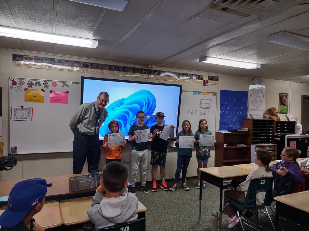 Decorative - Students with their Reading awards