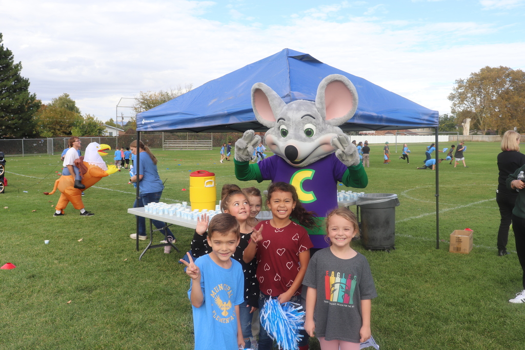 student at the fun run