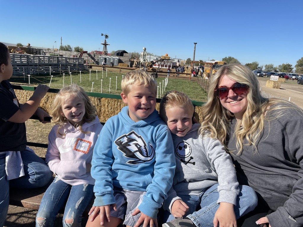 students at Black Island Farms