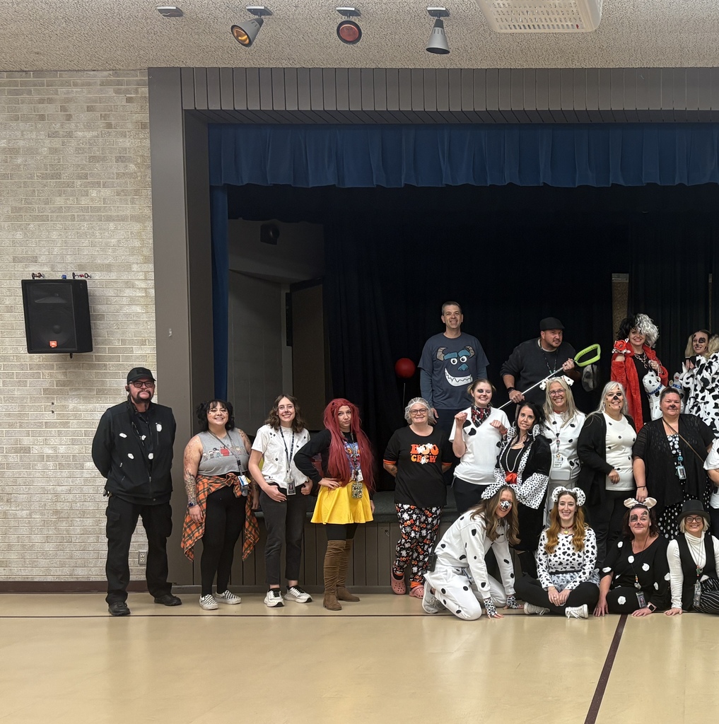 Happy Halloween Staff 1/2