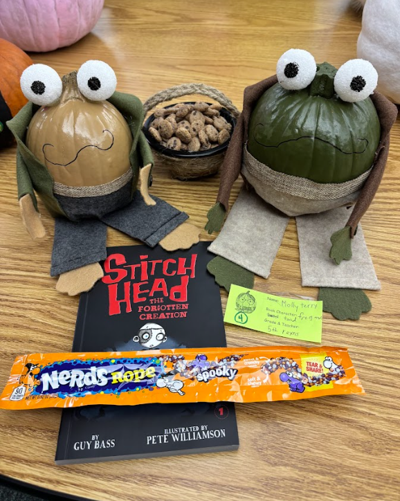 Frog and Toad pumpkin