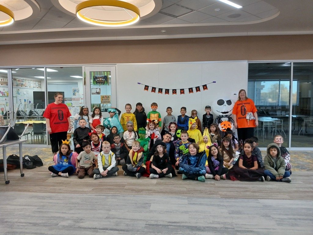 2nd grade students dressed up for halloween