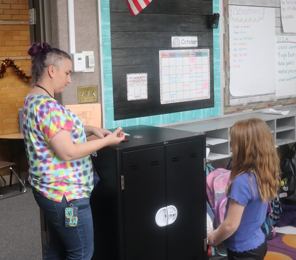 2nd graders going through the voting process
