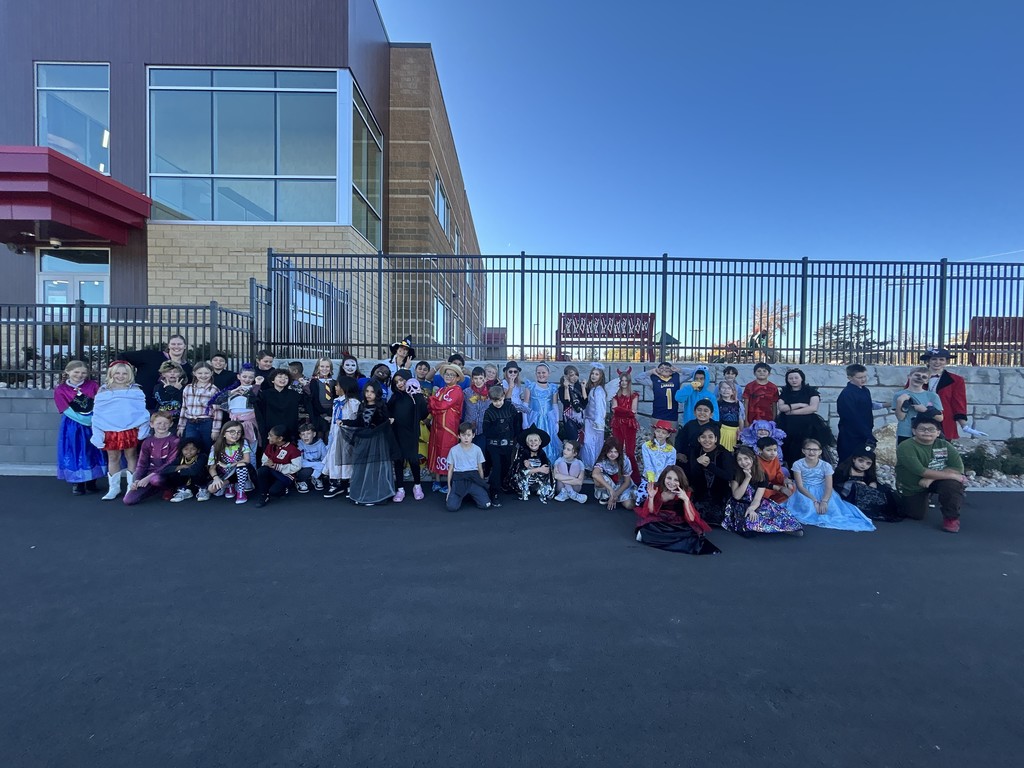 4th grade students dressed up in their halloween costumes