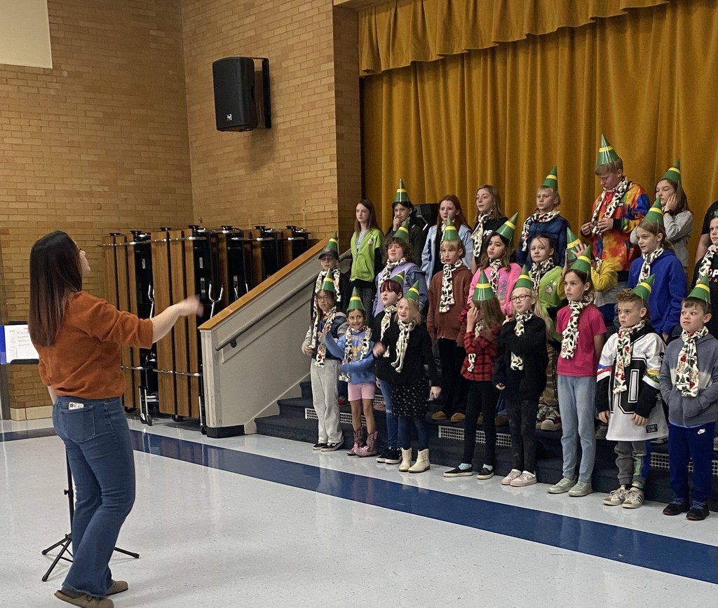 Choir students getting ready for Christmas performances