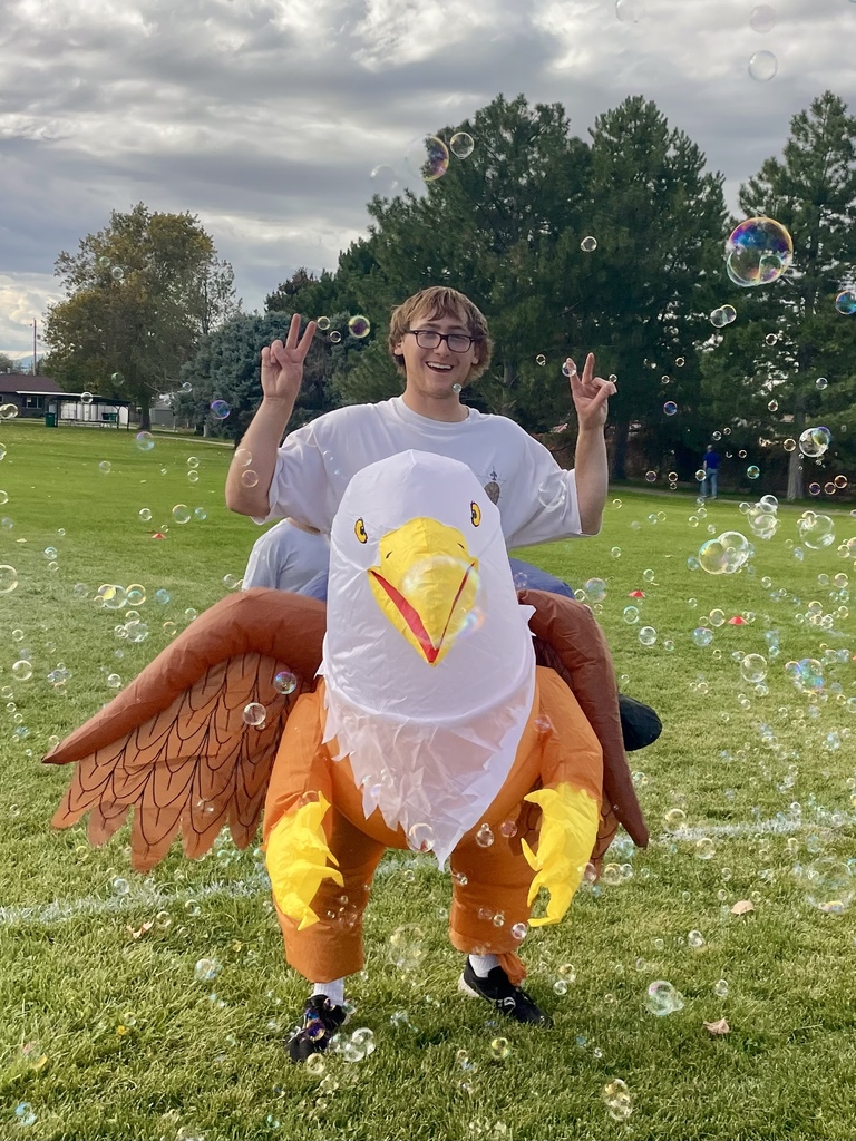 Aide posing in Eagle costume