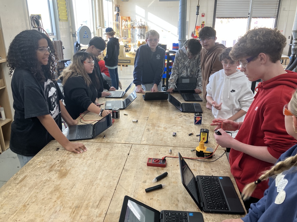 Construction Tech is getting ready to build some live circuits, but first they have to learn the tools needed to make sure they stay safe and help them find any mistakes they will make. In the lab they are learning how to use Outlet testers, Volt Sticks, and a variety of Multimeters different functions.