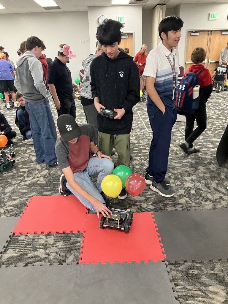 The 8th grades Gateway Automation & Robotics class was invited to a district competition between other Gateway classes to introduce them to the 9th grade Robotics teachers at WIC (Weber Innovation Center) along with have a fun competition between all the schools. It was the first of it's kind and we hope to have this event every semester for the classes.