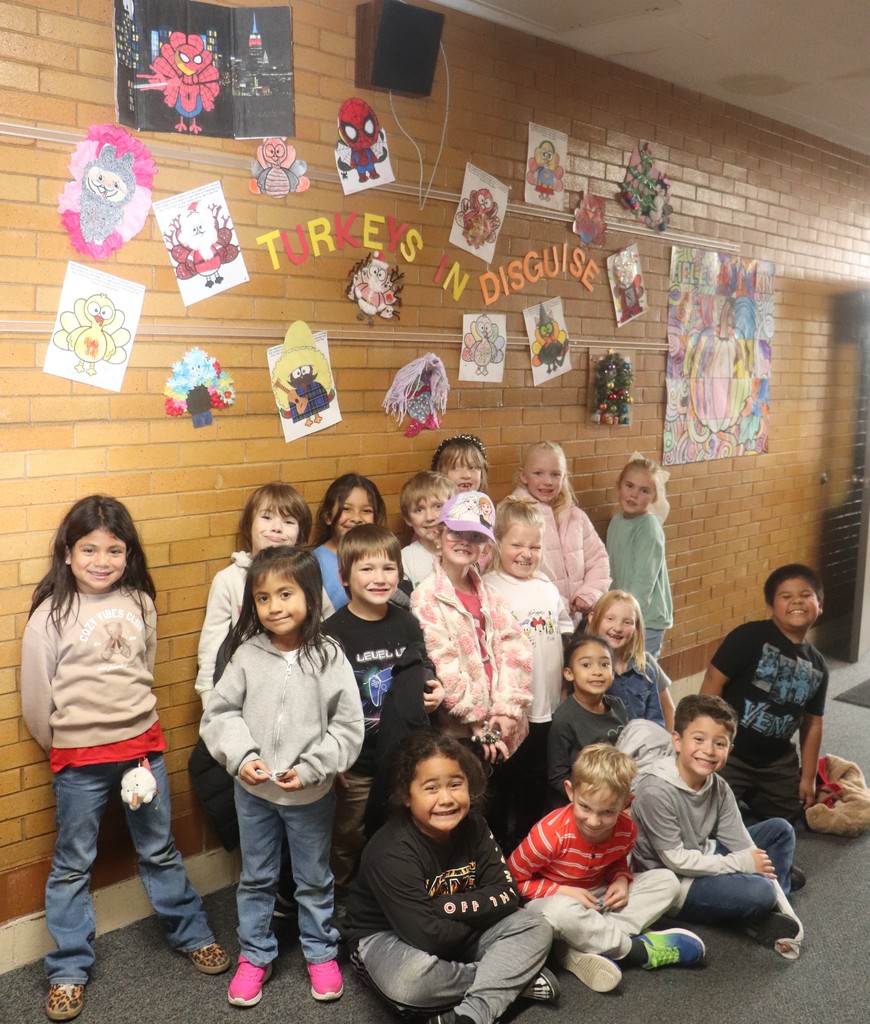 Students celebrating Thanksgiving