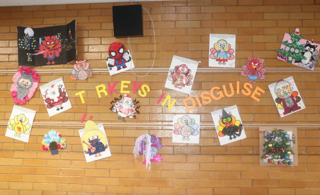 Students celebrating Thanksgiving