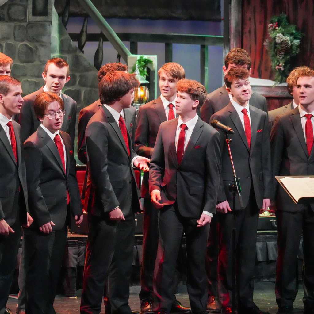 Christmas tree jubilee performers