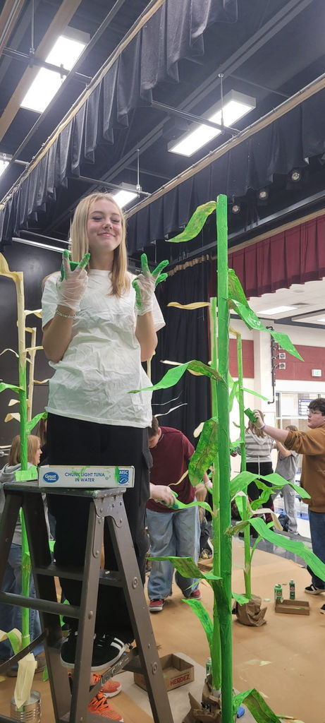 Theatre Design students make cornfield