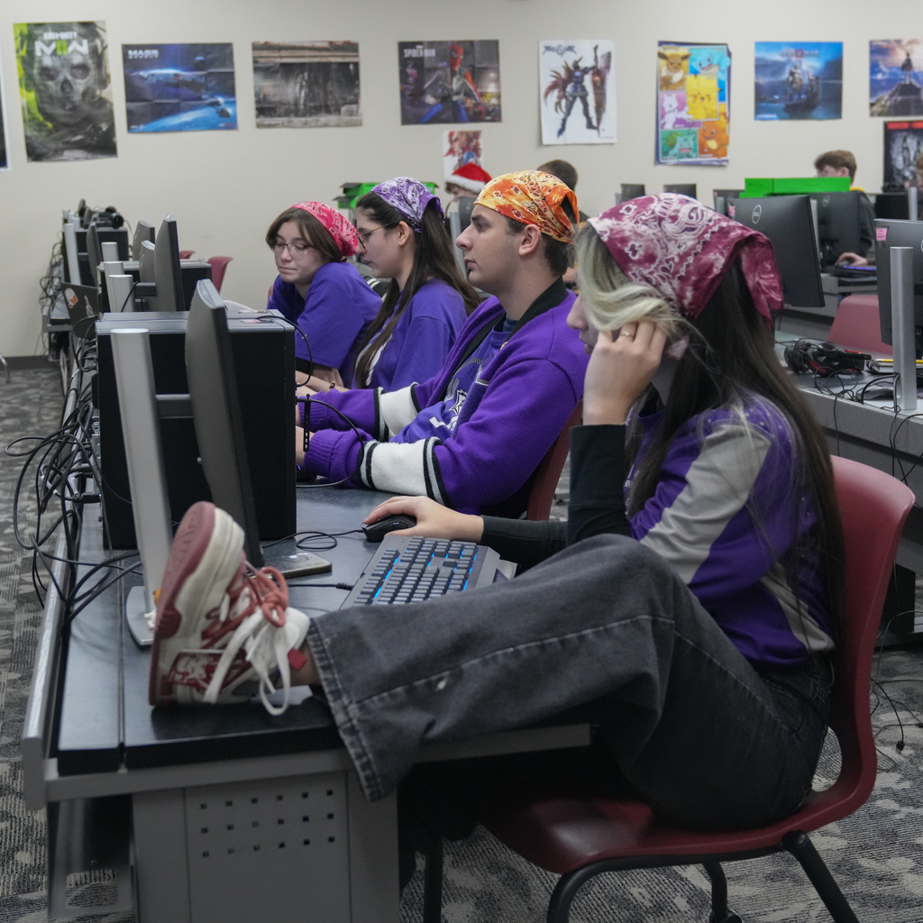 E-sports competitors playing games