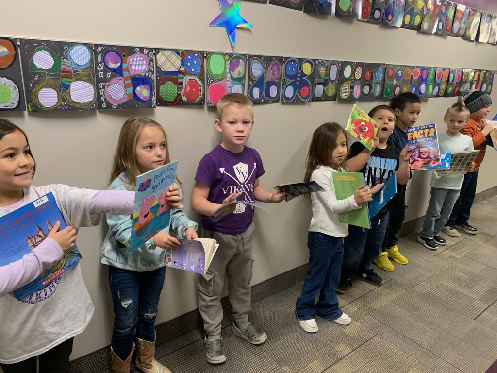 students with new books