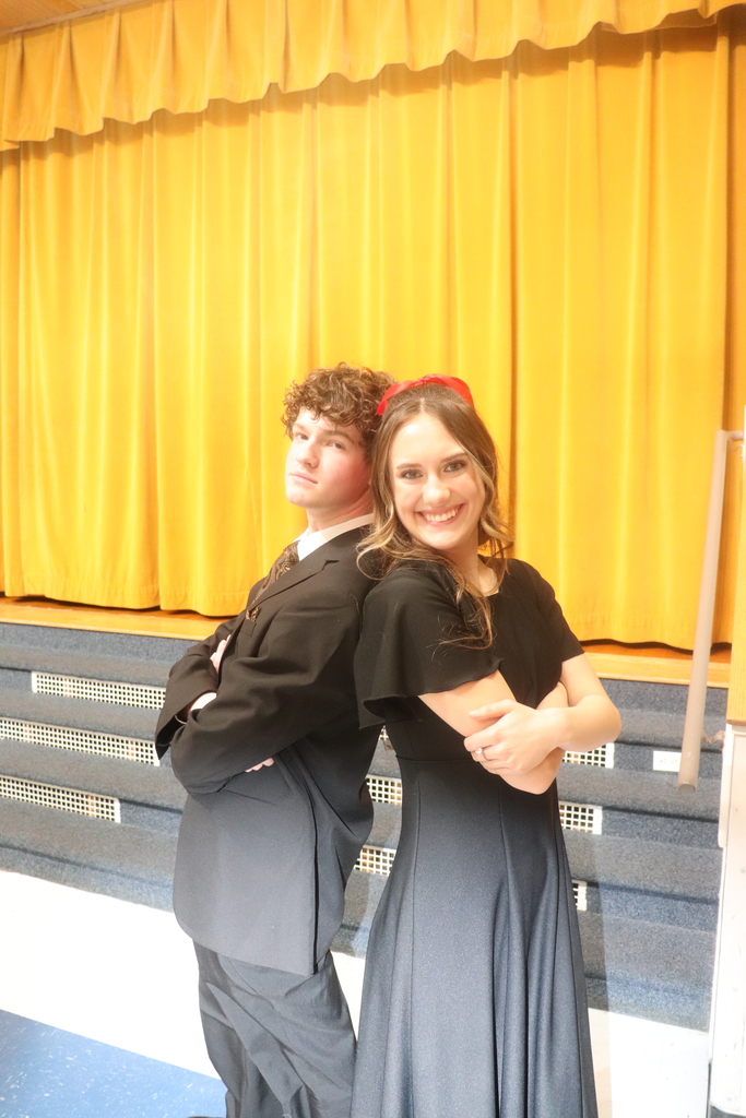 Roy Chamber choir performs at Municipal