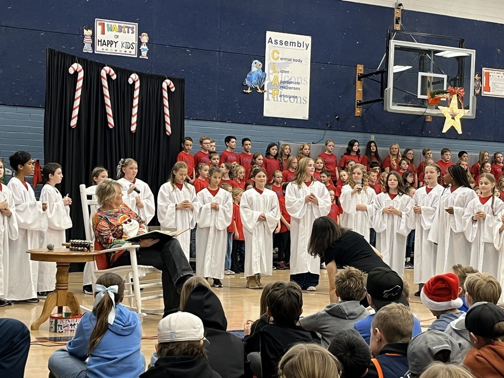 Elementary choir.