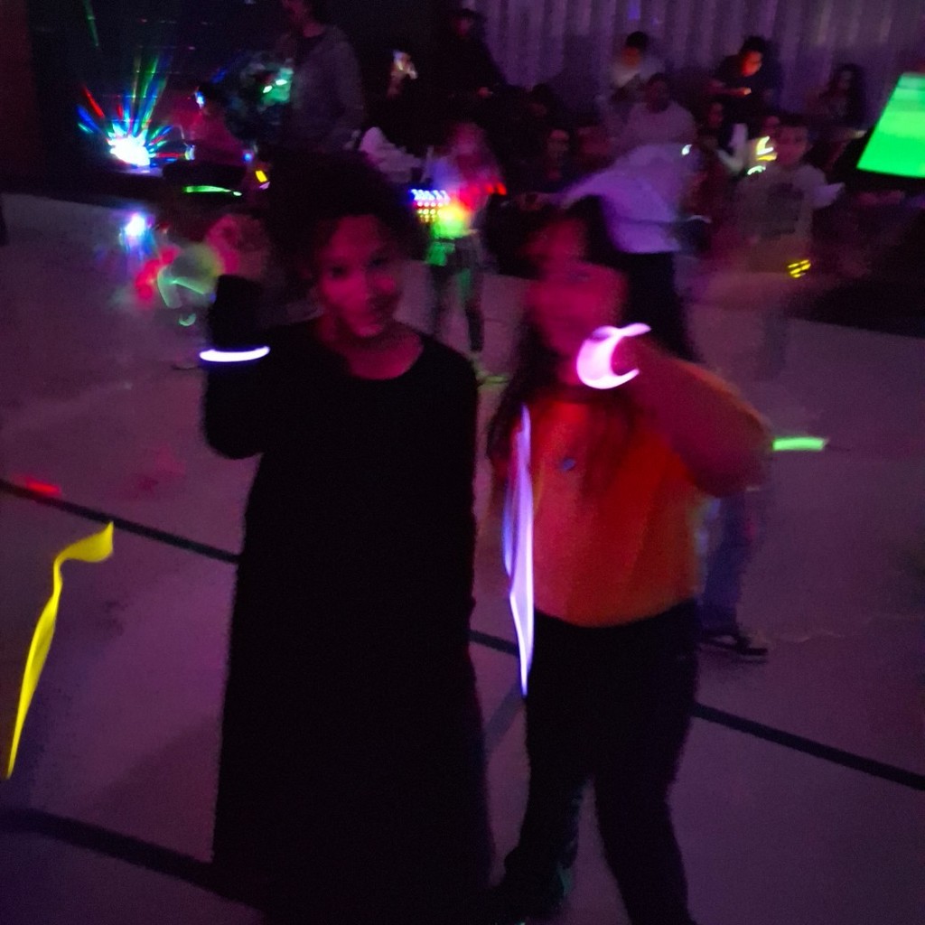 Kids dancing with glowsticks