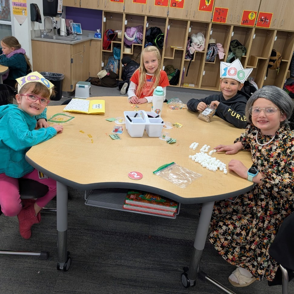 kids working in a classroom 