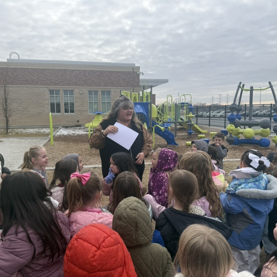 kids listening to a teacher 