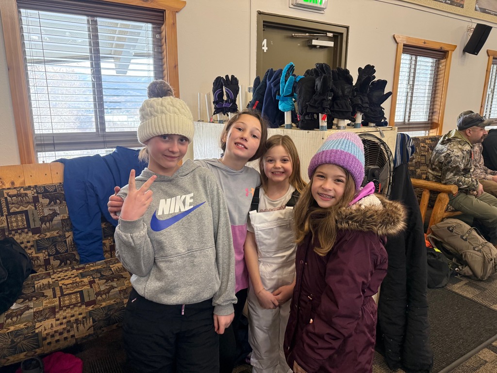 5th grade students at the Environmental Center