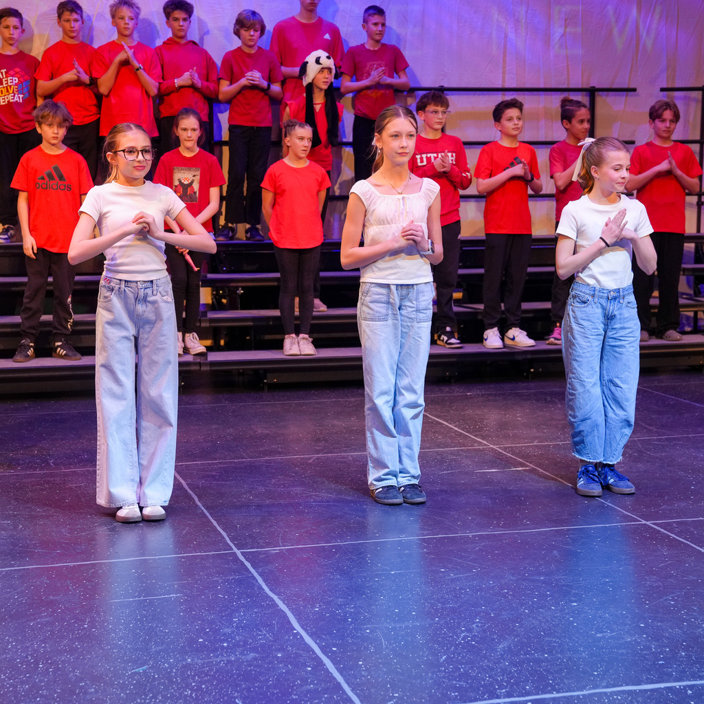 Chinese New Year performers