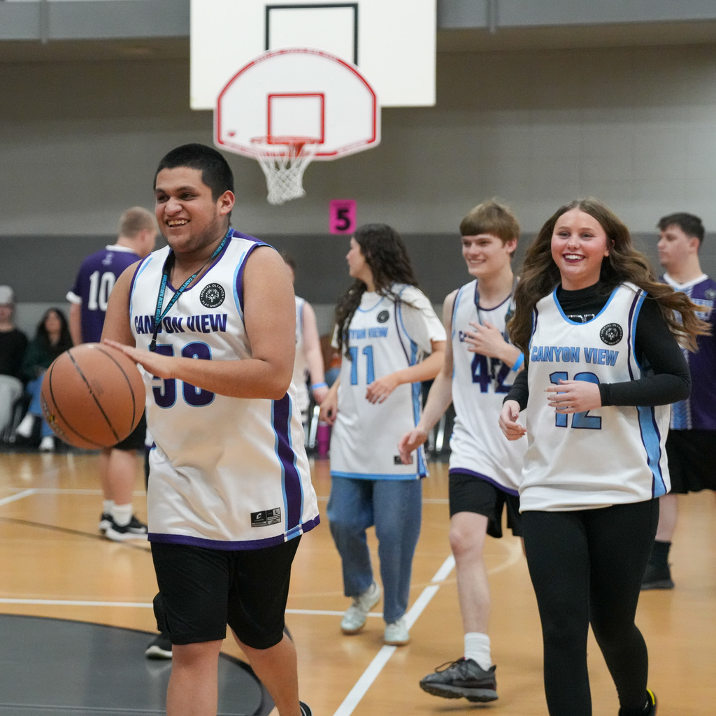 Unified basketball tournament players