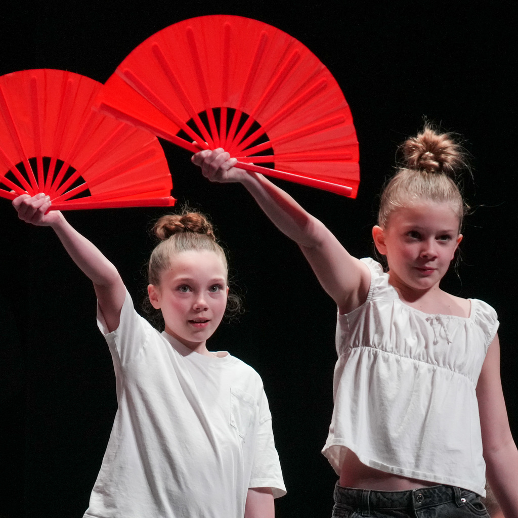 Chinese New Year student performers