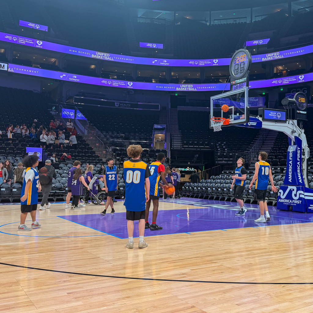 Players shooting around at the Delta Center
