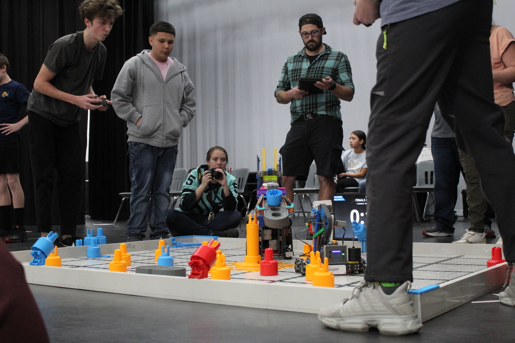 Kids at the Robotics Competition