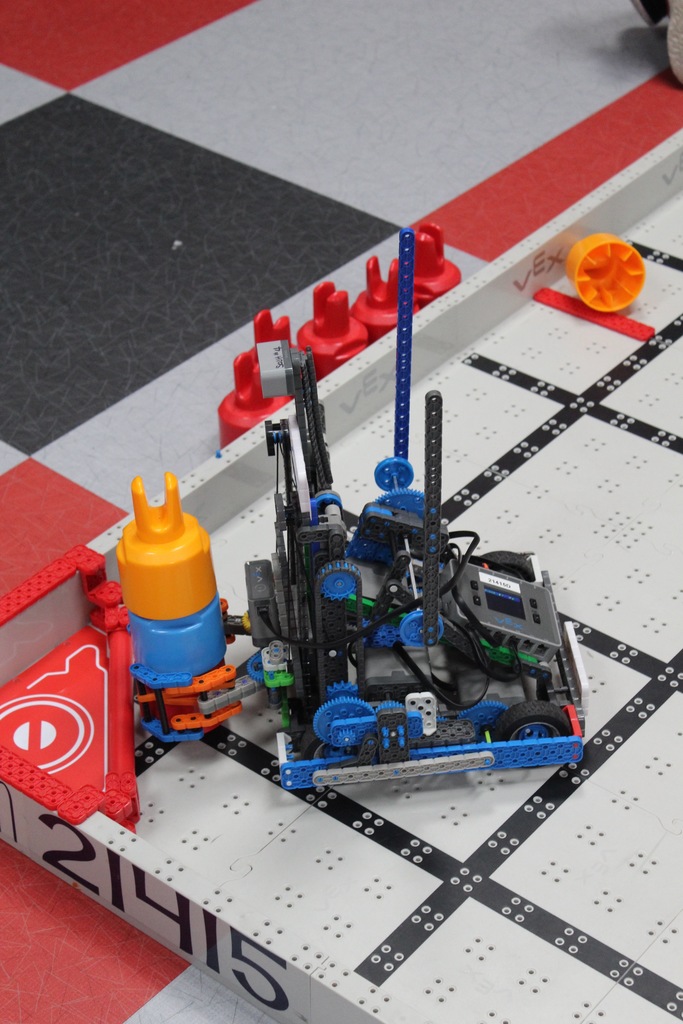 Kids at the Robotics Competition