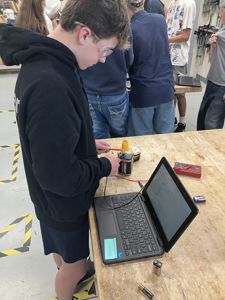 9th Grade Construction Tech class has been learning the basic Concept of the Creation of Electricity and now are about to start building their own circuits but first need to learn how to use the safety tools to check the electrical circuits. Here they are utilizing some key tools in the electrical trade in different ways to see how they work and which one is best for the different situations on hand. 