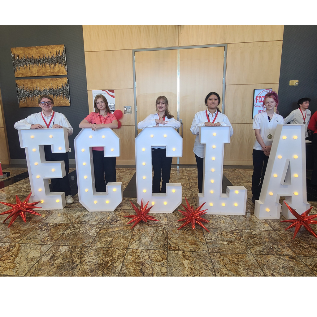 photographs of Roy Jr FCCLA members at the FCCLA state competition