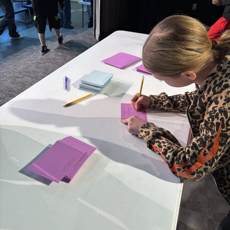 kids writing letters