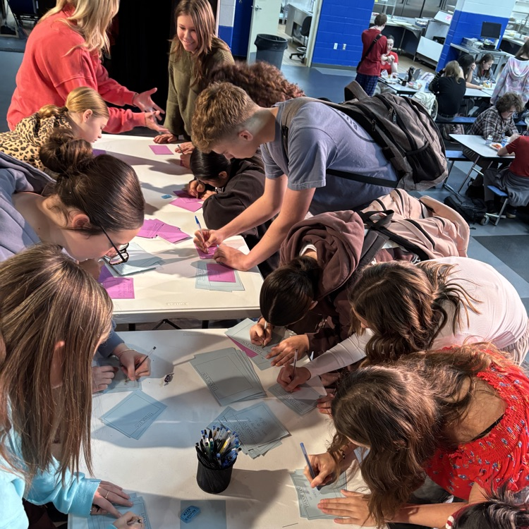 kids writing thank you notes