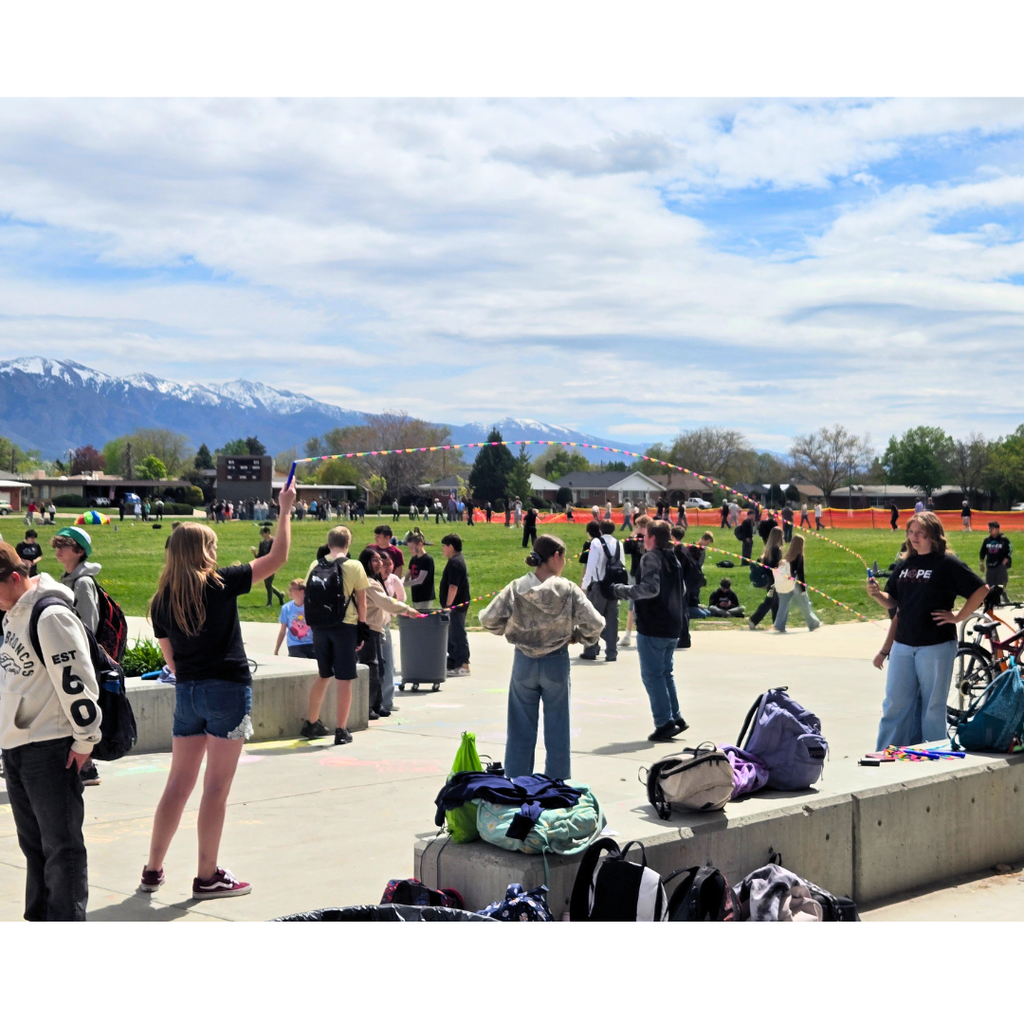 Photos of Roy Jr students at PBIS Recess afternoon