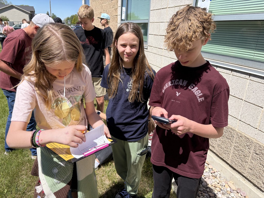 Our Math students solved probability questions to solve the mystery.  We all had a great time and it was fun to watch some of the students run from one station to another to get their next clue.