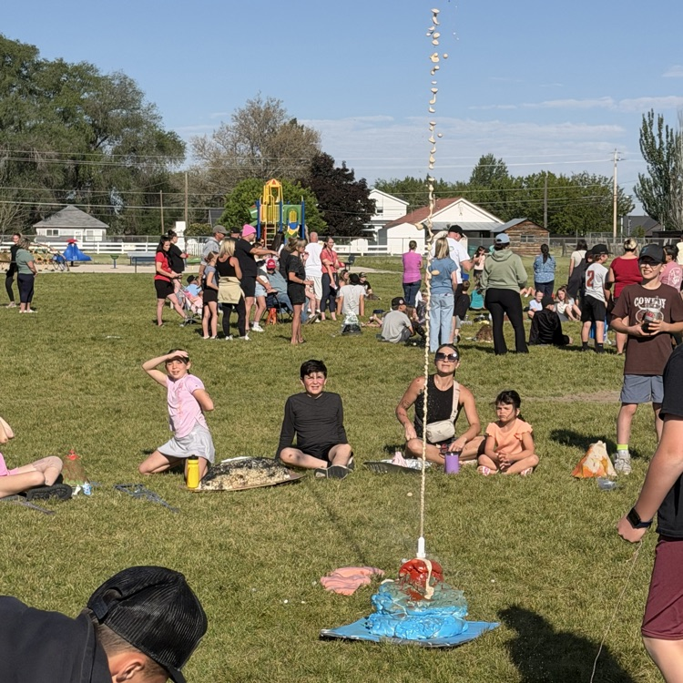 students with Volcano demonstration