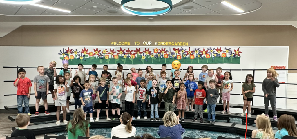 kindergarten students preforming their kindergarten program