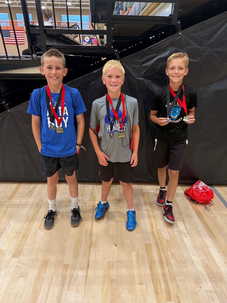 winners from iron kid  smiling 