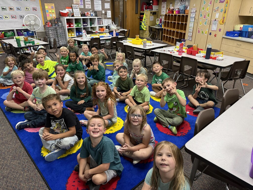 kids in green clothes