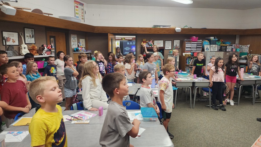 Students singing to SRO
