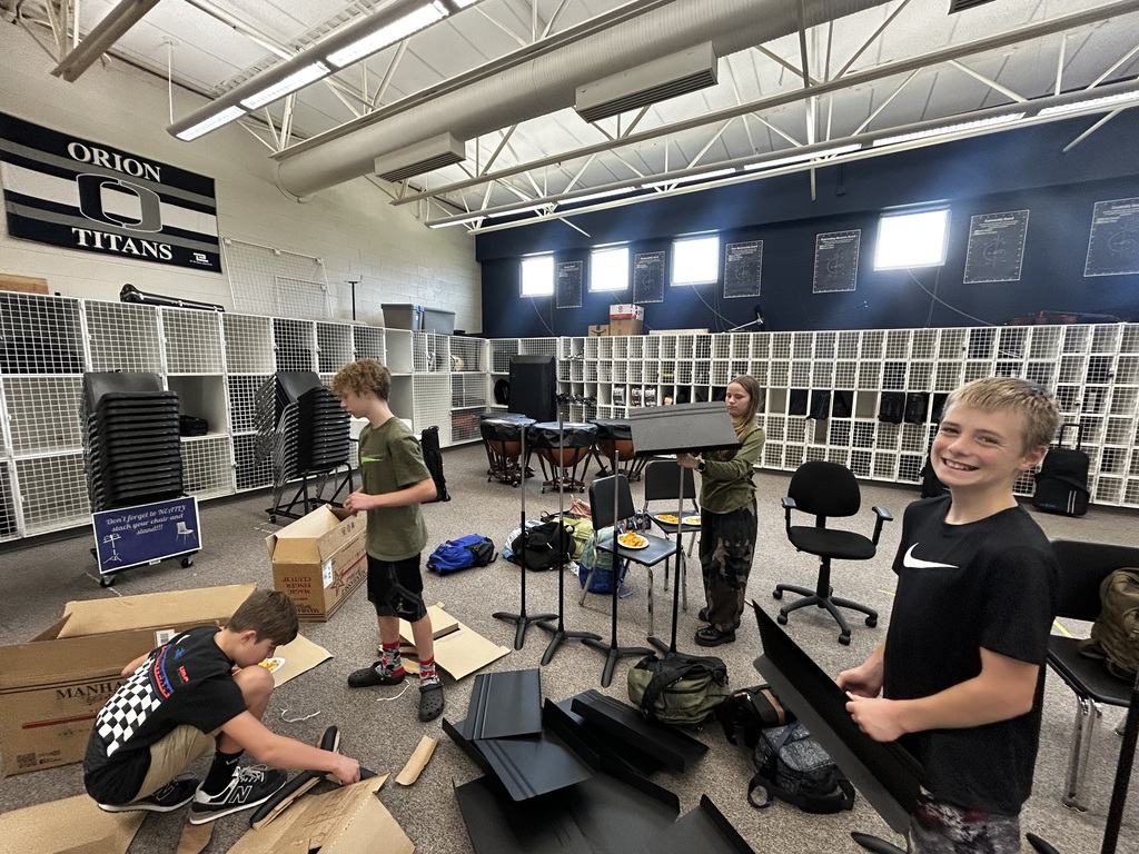 The Band fundraised at the end of last year to get new music stands! The stands arrived, and band students came after school to help build the new music stands. We're so grateful for all the support to help us get the new stands!