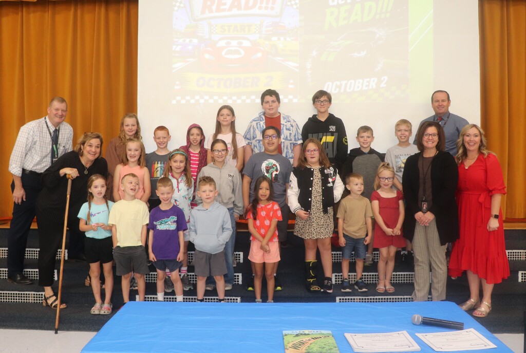 Superintendent Reading awards, Municipal students and WSD admin. 