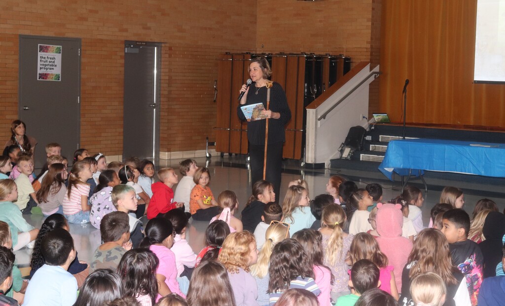 Superintendent Reading awards, Municipal students and WSD admin. 