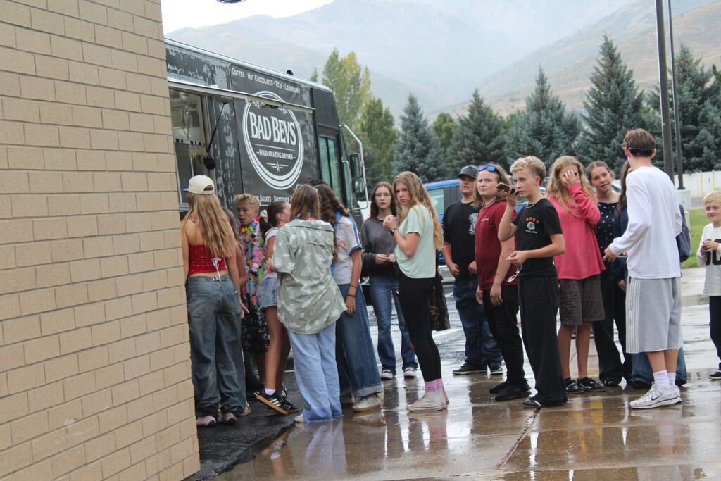 Snowcrest students enjoying Bad Bev's during the Stomp