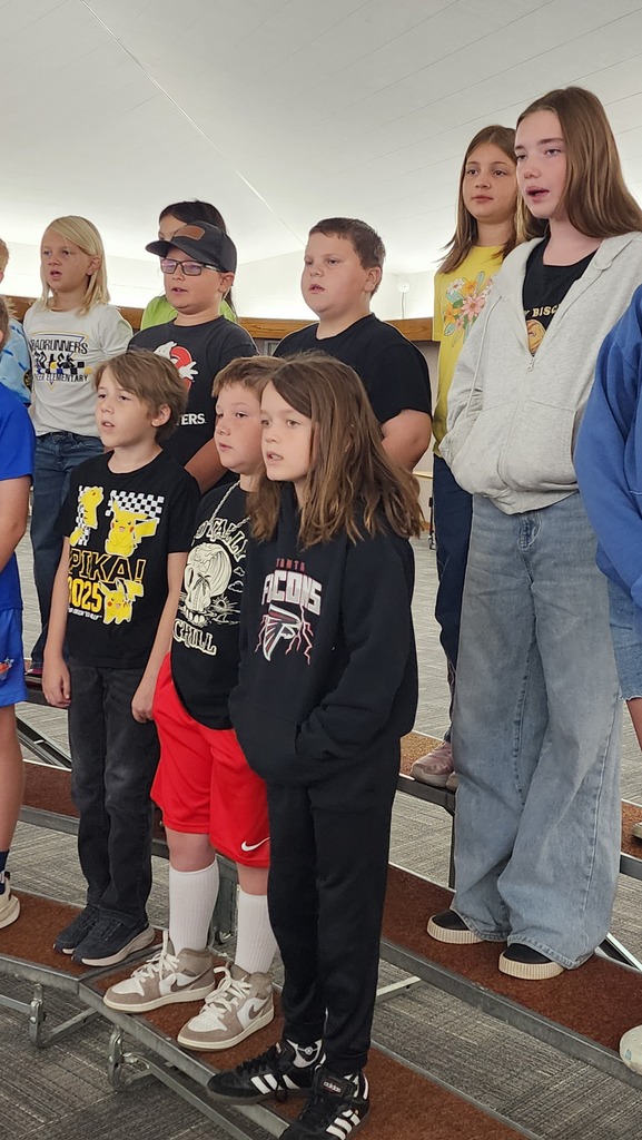 choir students singing