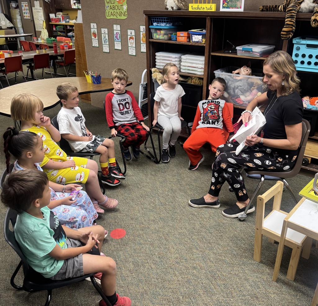Read a thon participants at green acres elementary school.